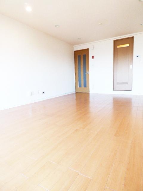 秀和恵比寿レジデンス818の室内3