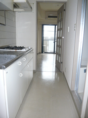 レイクヒルズ405の室内3