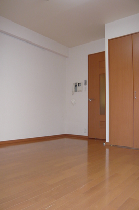 ステージグランデ三軒茶屋アジールコート202の室内1