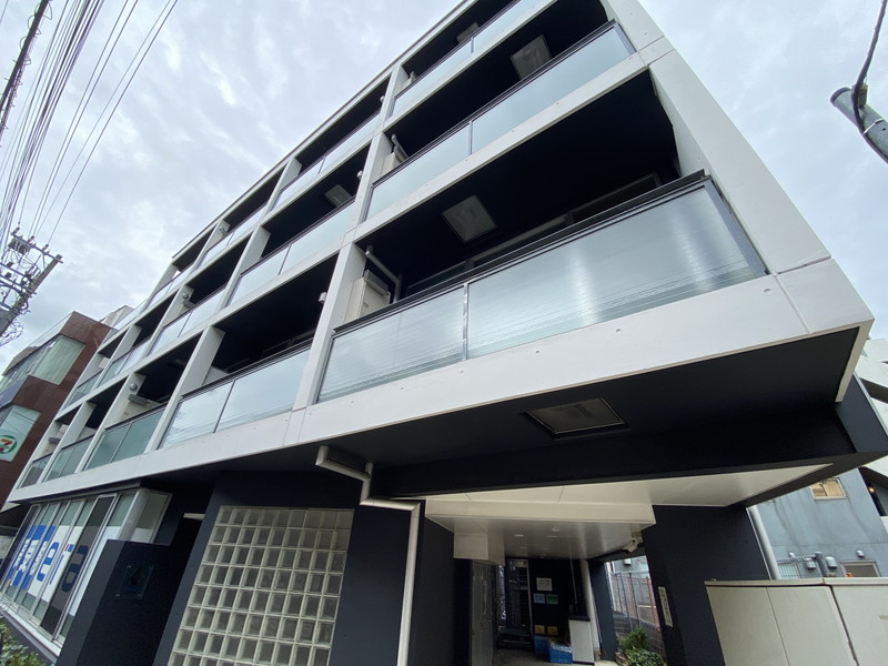 カスタリア祐天寺403の外観