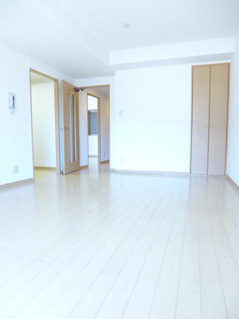 カスタリア目黒502の室内5