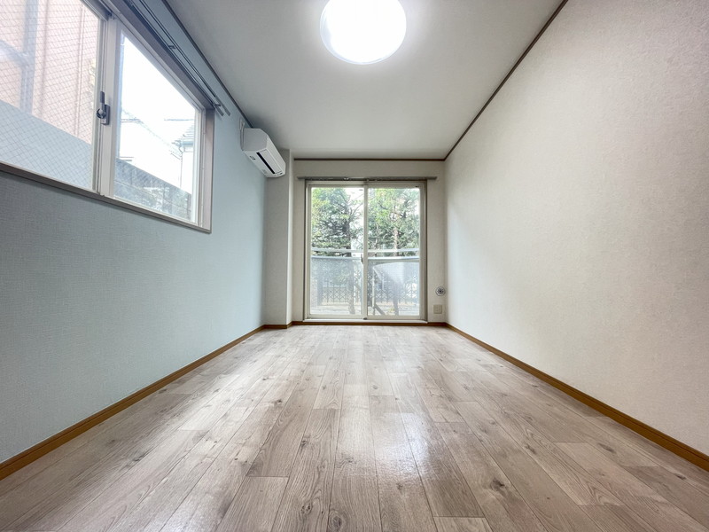 ハルシオンデイズ105の室内1