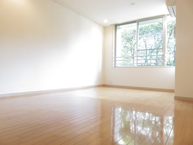 ル・フェール世田谷三宿105の室内1