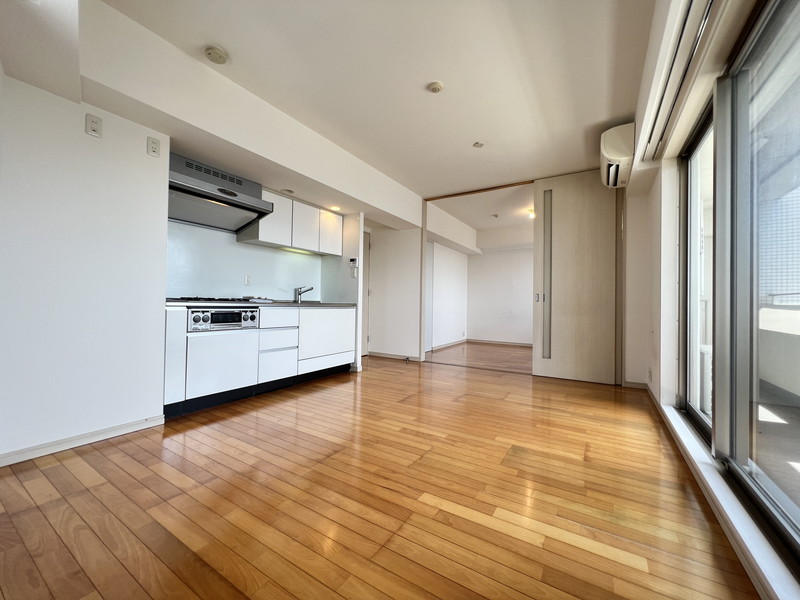 プラウドフラット三軒茶屋1403の室内3