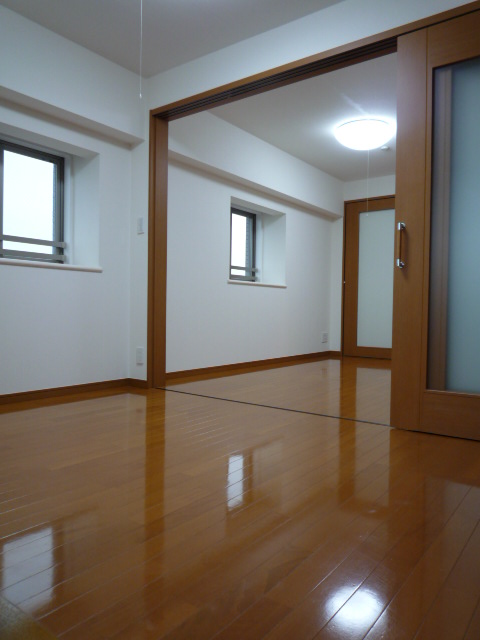 レジディア池尻大橋1301の室内4