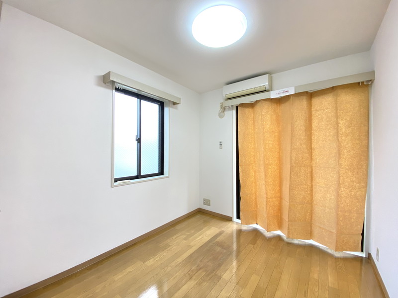 ローズガーデン池尻303の室内2