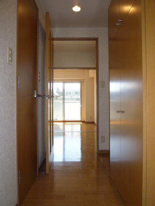 ボヌール三軒茶屋101の室内1