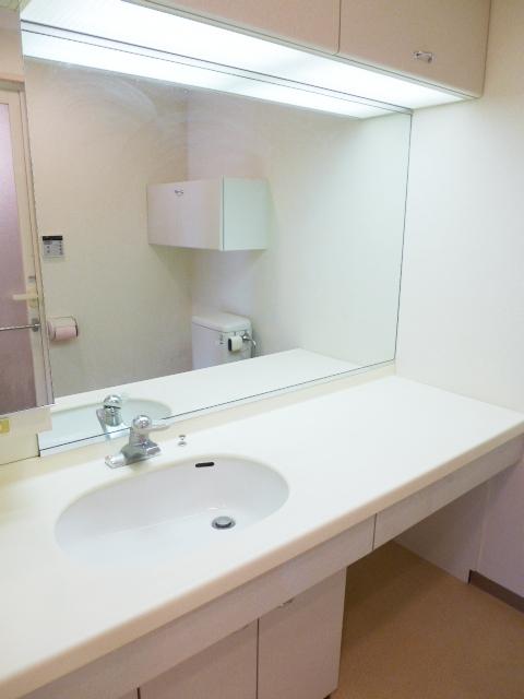 朝日ラ・パリオ世田谷公園301の室内5