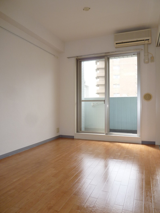 エクセルシオール渋谷902の室内3