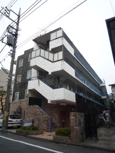 いすゞマンション203の外観
