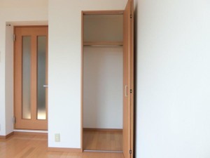 ラ・ヴェルデ上馬304の室内4