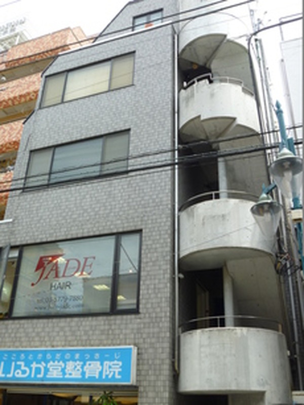 アンサンブルビル3Fの室内17