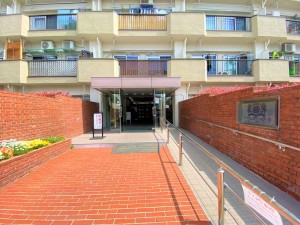 ライオンズマンション三宿523の室内3