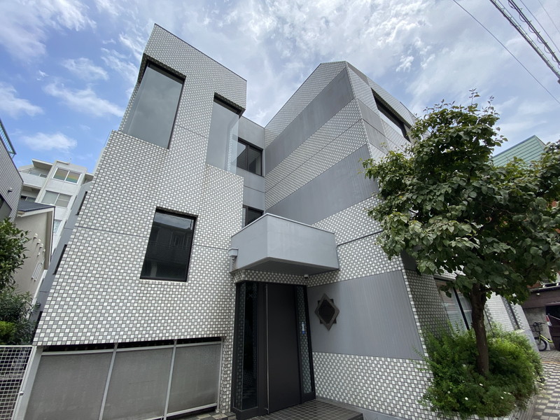 ブロックスコート302の外観