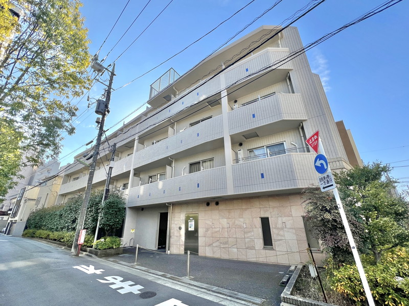 ジョイシティ駒沢大学101の外観