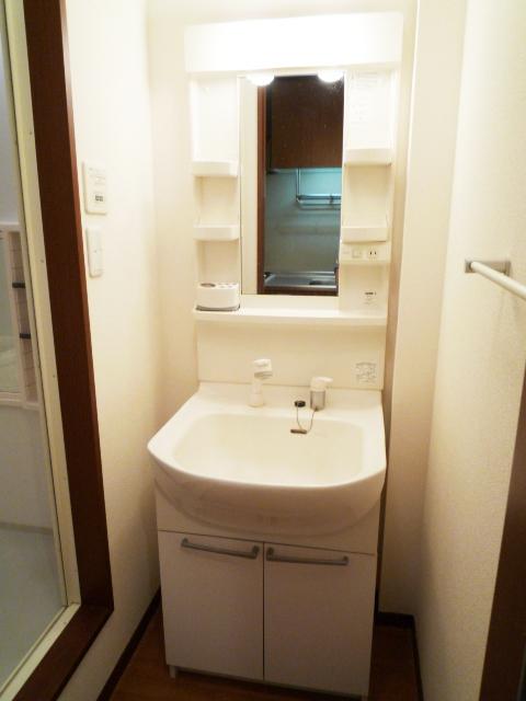 パセオ三軒茶屋205の室内6