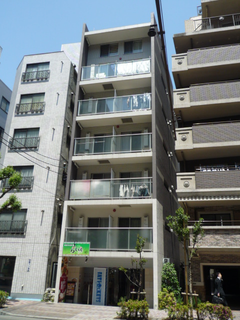 プラチナコート三軒茶屋403の外観