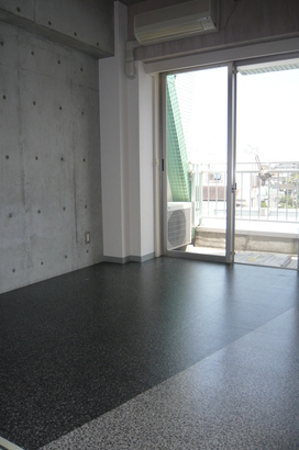 シンシア三軒茶屋レジデンスカフェ301の室内1