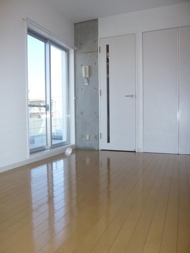 ティアラ三軒茶屋502の室内2