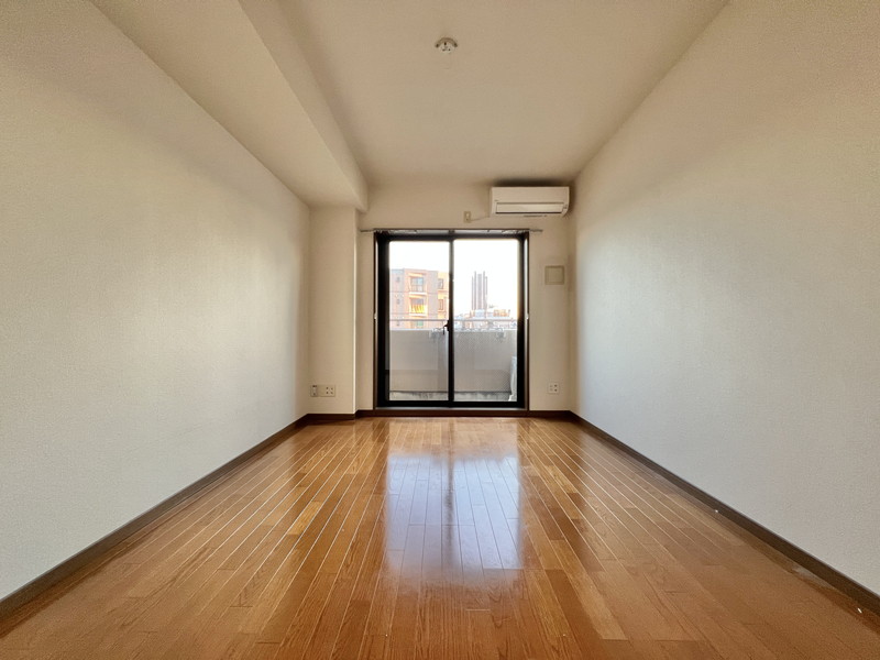 ティアラ三軒茶屋501の室内2