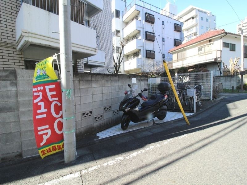 ダイヤハイツ三軒茶屋103の室内13