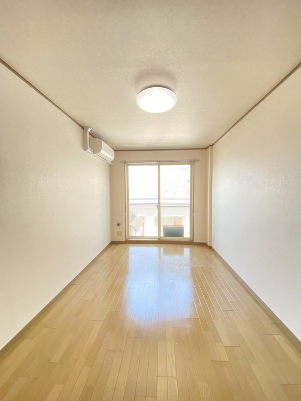 ハルシオンデイズ303の室内2