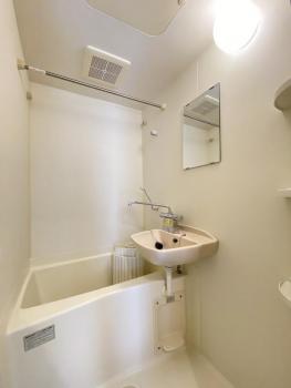 三茶花壇201の室内4