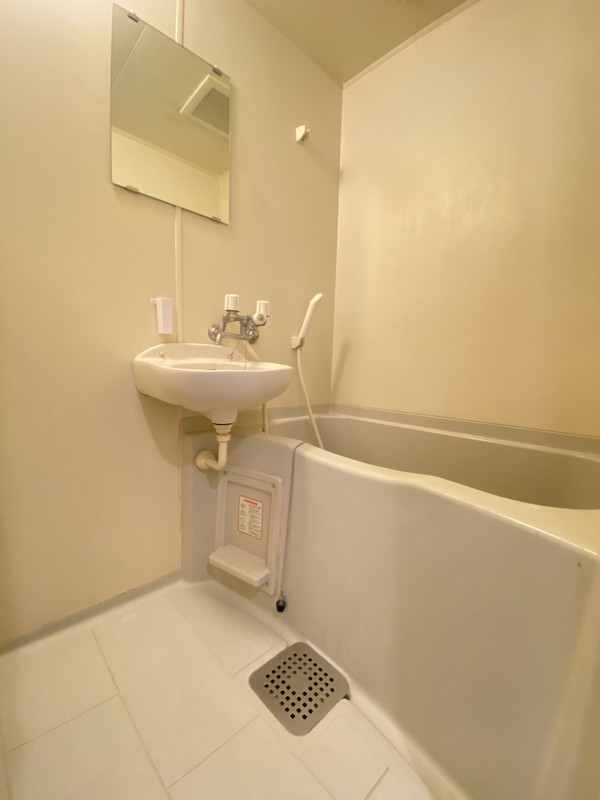 フィオーレ青葉台106の室内5