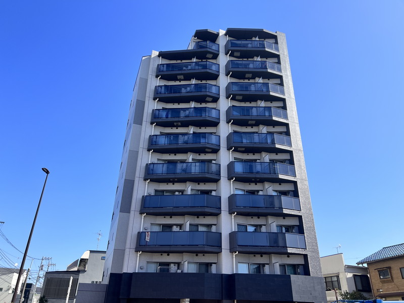 ガーラ・プレシャス三軒茶屋1階の外観