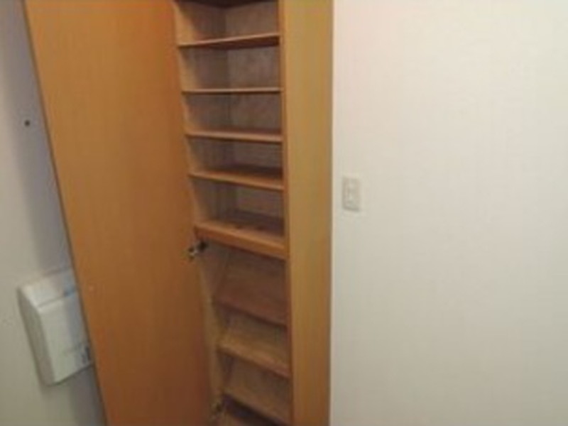 グランパルク駒場野101の室内3