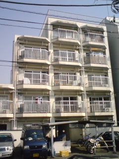 パレスマンション301の外観