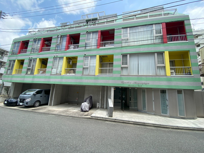 シンシア三軒茶屋レジデンスカフェ309の外観