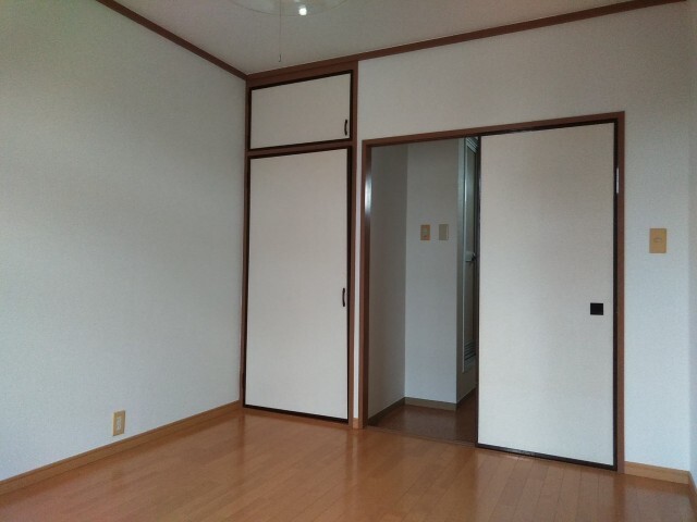 弥生レジデンスＡ棟201の室内3