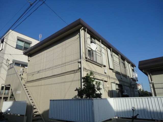 弥生レジデンスＡ棟201の外観