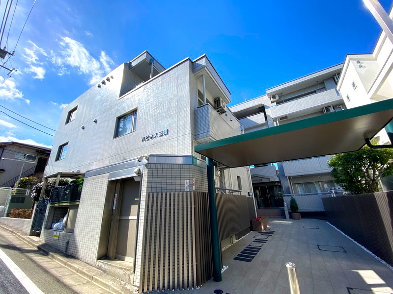 ハピネス三宿207の外観
