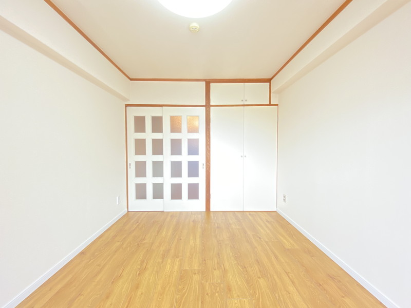 トーシンハイツ中町302の室内2