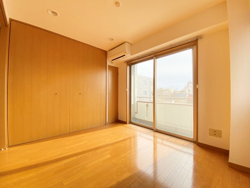 コート鷹番401の室内2