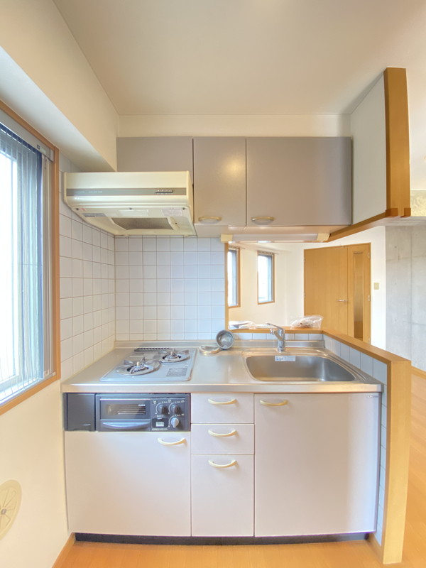 コート鷹番401の室内3