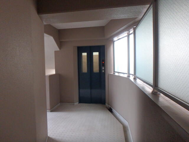 プリマヴェーラ305の室内9