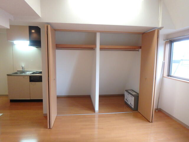 プリマヴェーラ305の室内6