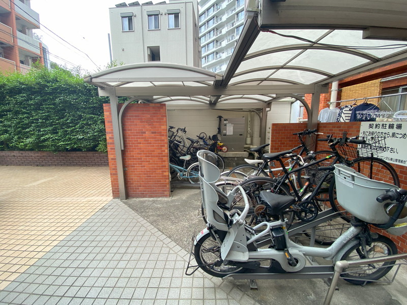 オリエンタル東山703の室内8