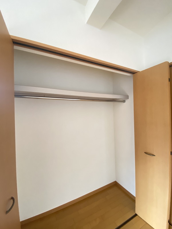 まるいわパレス弦巻301の室内8