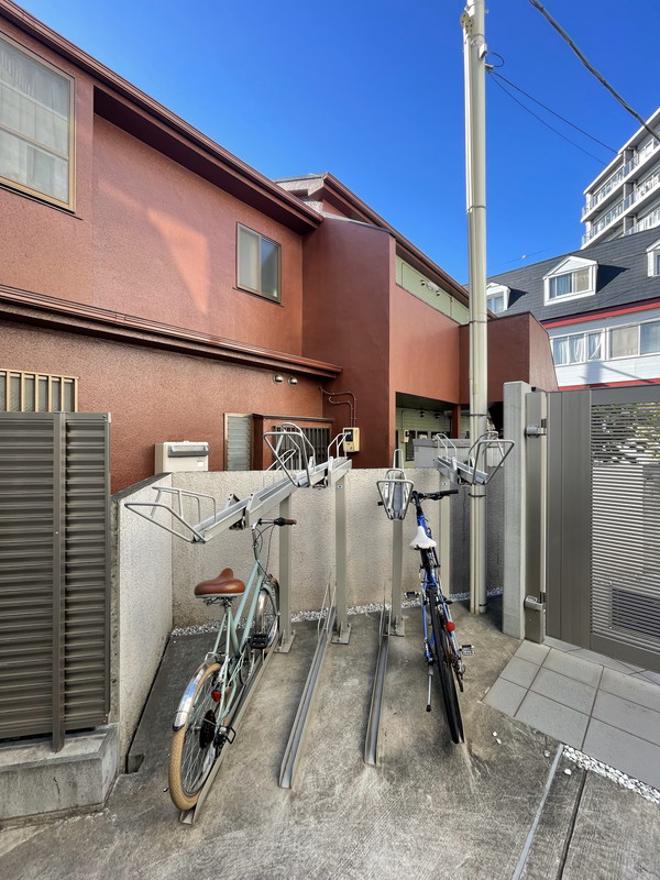 キャスティア目黒柿の木坂302の室内8