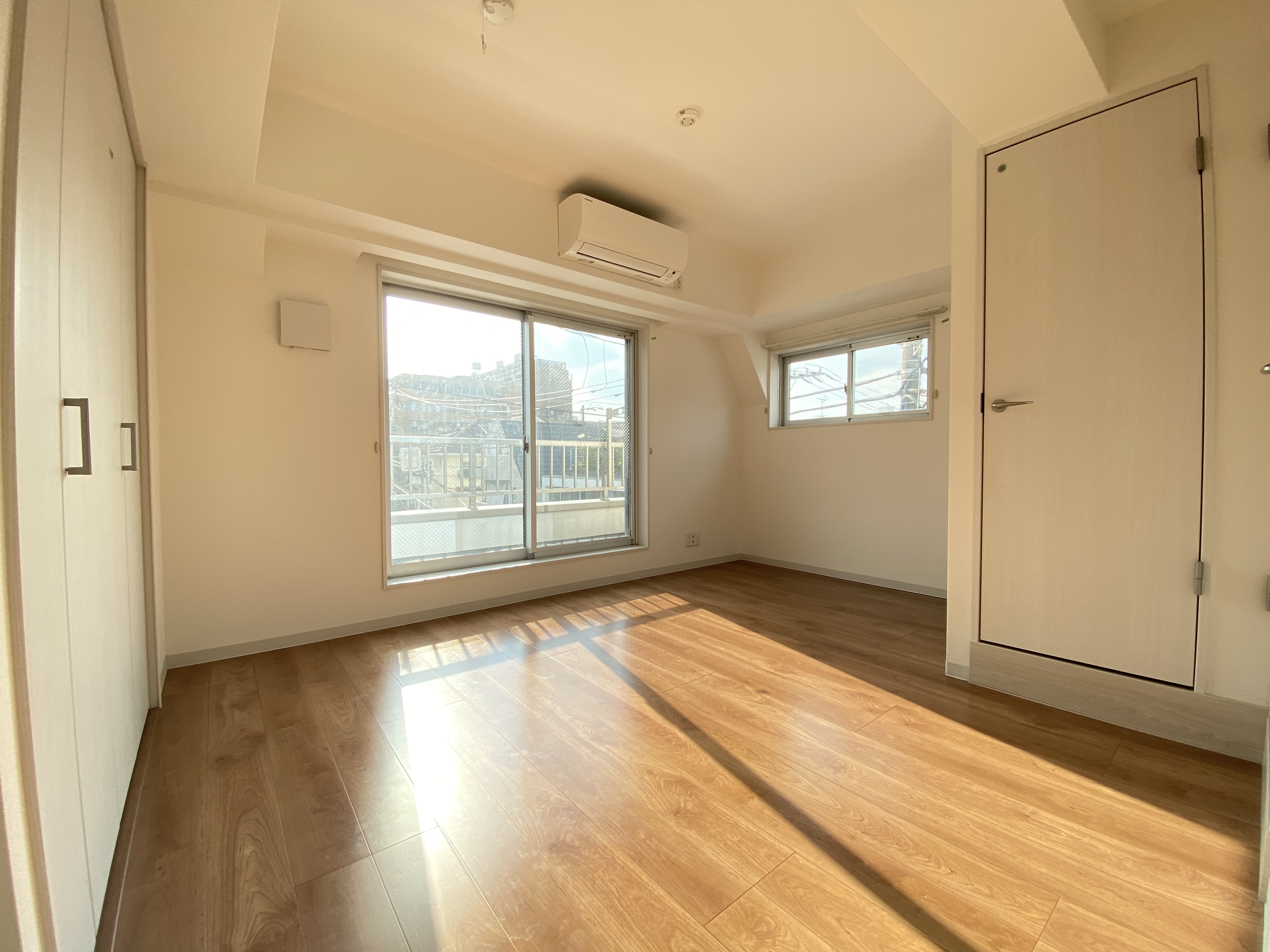 プレシャス東山401の室内2