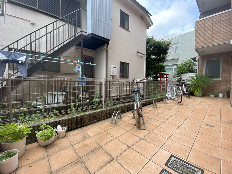 オストベルク102の室内2