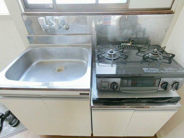 上馬ハイツ２階部分の室内8