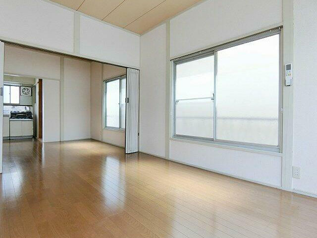 上馬ハイツ２階部分の室内3