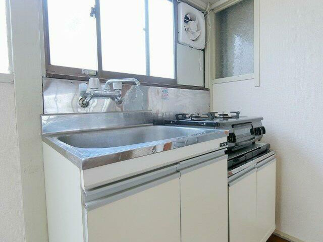 上馬ハイツ２階部分の室内7