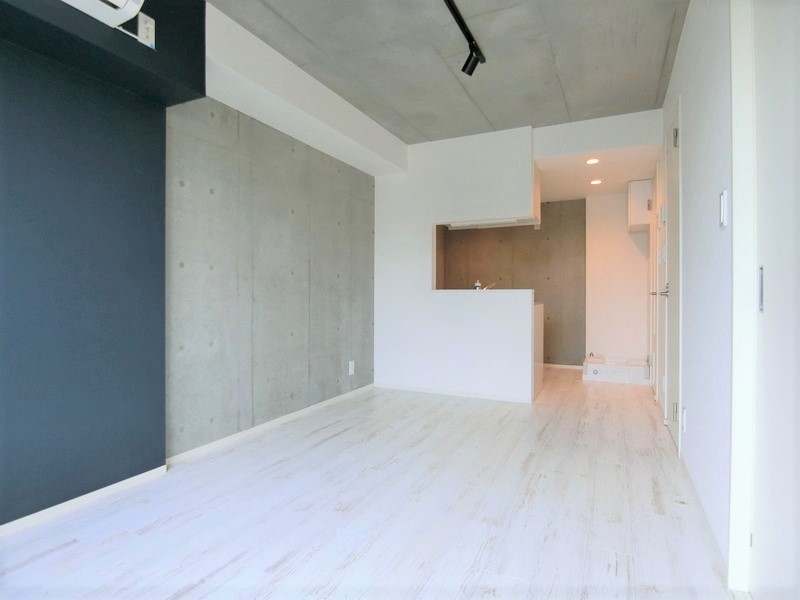 Bouledogue francais Komazawa(ブルドッグフランセ駒沢)302の室内1