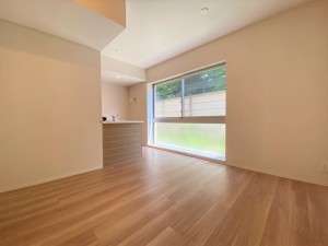 フレンシア学芸大学303の室内3